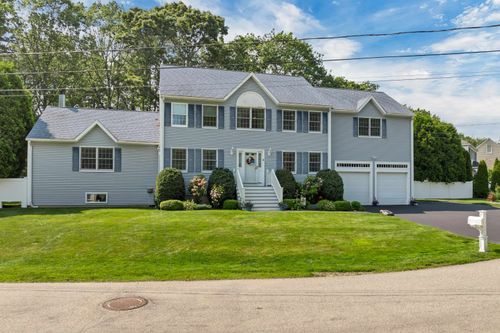 8 Nicholas Way, Seabrook, NH, 03874 | Card Image