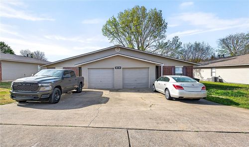 3433 & 3435 W Harvard Street, Fayetteville, AR, 72704 | Card Image