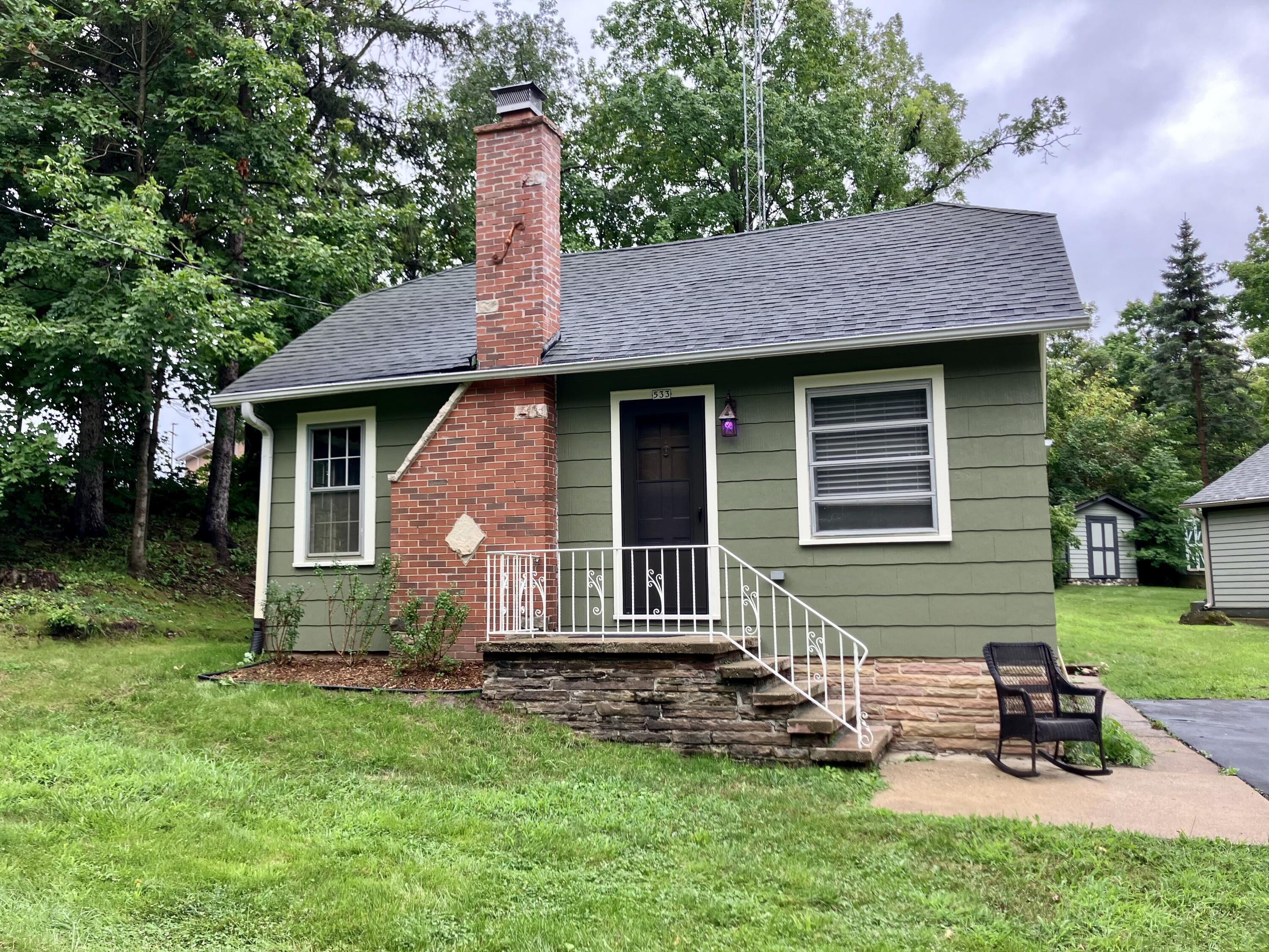 Valley Rd, Twin Lakes, WI 53181