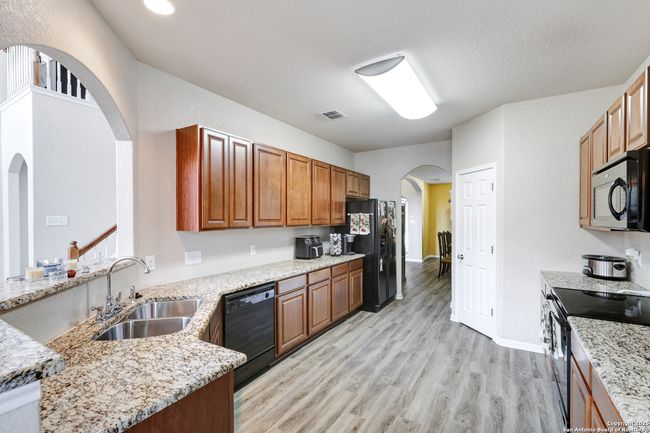 213 Wildcat Run, House other with 5 bedrooms, 4 bathrooms and null parking in Cibolo TX | Image 13