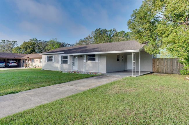 808 S Scott Avenue, House other with 4 bedrooms, 2 bathrooms and null parking in Sanford FL | Image 4