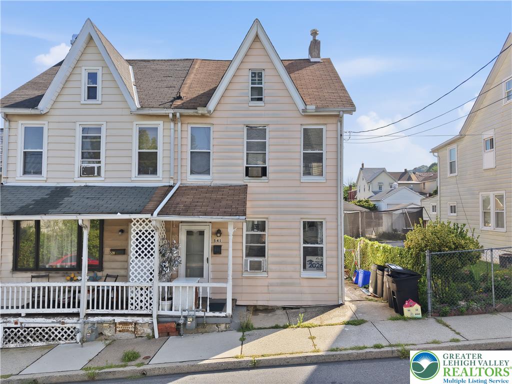 Residential in Fountain Hill Boro 2