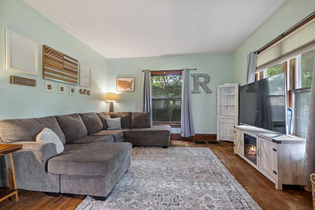 13805 Sharp Dr, House other with 4 bedrooms, 2 bathrooms and 2 parking in Plainfield IL | Image 9