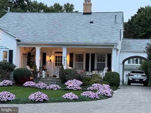 1922 S Arlington Ridge Road, ARLINGTON, VA, 22202 | Card Image