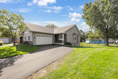 4725 Adair Ct, Crystal, MN, 55429-3562 | Card Image