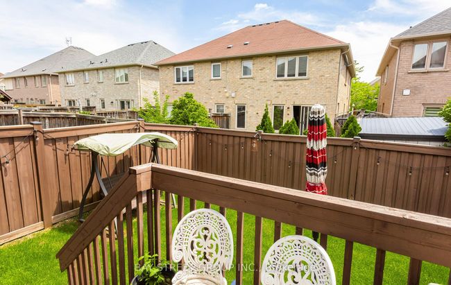 4238 Thomas Alton Blvd, House attached with 3 bedrooms, 4 bathrooms and 2 parking in Burlington ON | Image 45