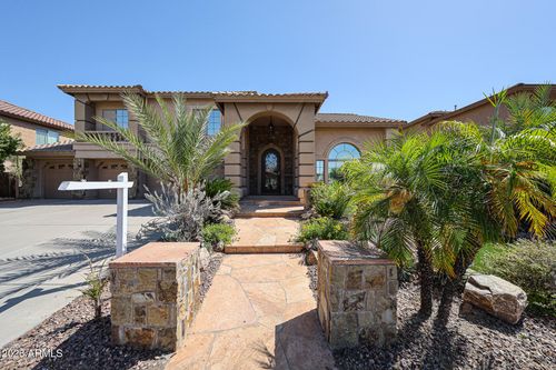27323 N Covered Wagon Rd, Phoenix, AZ, 85085-3783 | Card Image
