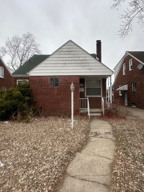 8275 Beaverland, Redford, MI, 48239-1103 | Card Image