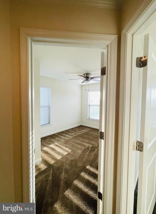 24456 Hawthorn Thicket Ter, Townhouse with 3 bedrooms, 4 bathrooms and null parking in STERLING VA | Image 10