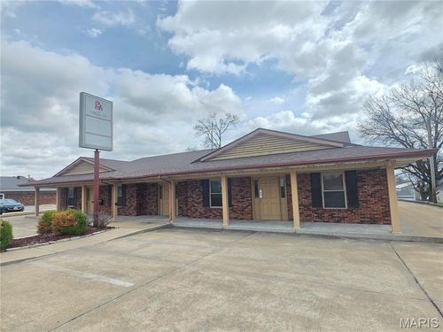 519 N Main St, Perryville, MO, 63775-1415 | Card Image