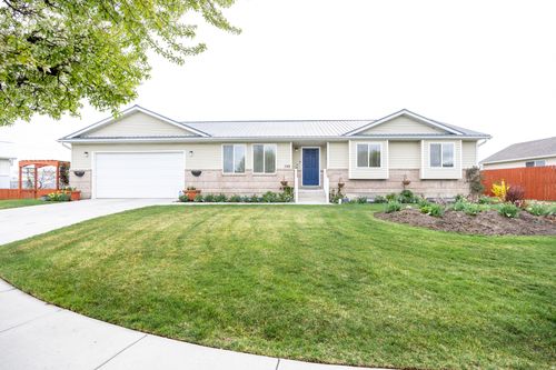 1143 S 350 E, North Logan, UT, 84341 | Card Image