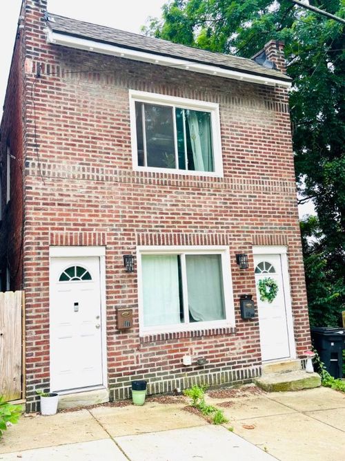 117 E Jefferson St, Pittsburgh, PA, 15212-4013 | Card Image