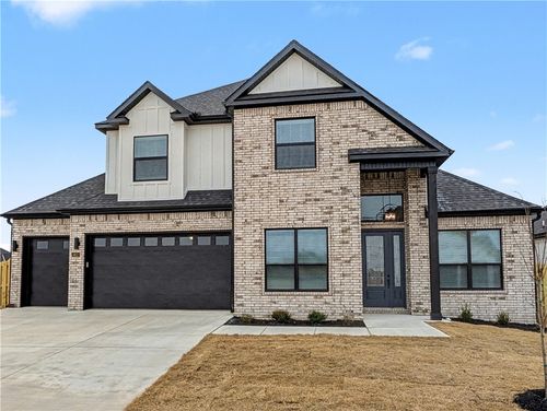 1811 Bluestem Dr, Centerton, AR, 72719-4049 | Card Image