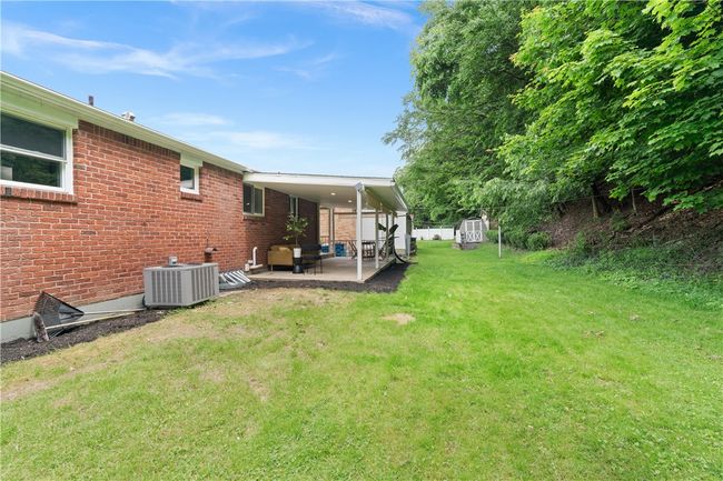 127 Greenview Dr, House other with 4 bedrooms, 2 bathrooms and null parking in Verona PA | Image 25