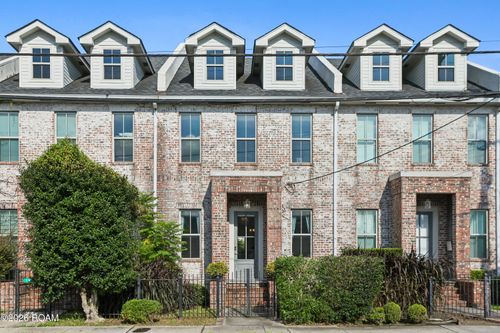 1505 Robert C. Blakes Sr. Drive, New Orleans, LA, 70130 | Card Image