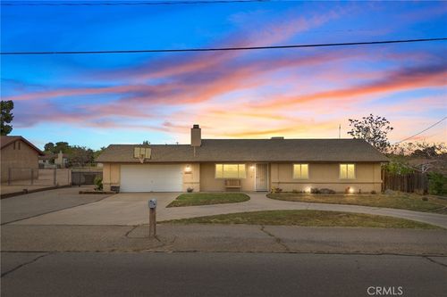 18250 Preston St, Hesperia, CA, 92345-7158 | Card Image
