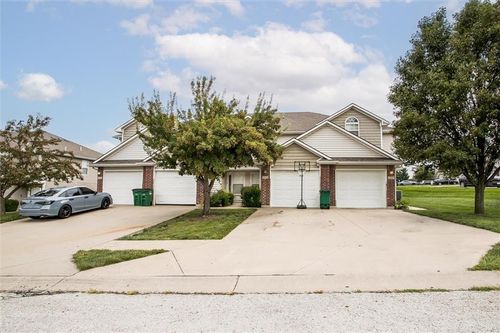 801-803-805-807 Sw Imperial Lane, Blue Springs, MO, 64064 | Card Image