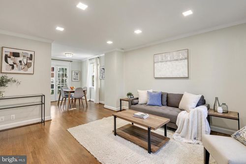 4894 28th St S, ARLINGTON, VA, 22206-1366 | Card Image