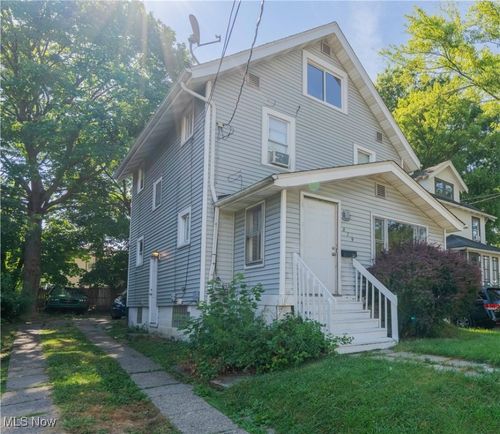 879 Hammel St, Akron, OH, 44306-1942 | Card Image