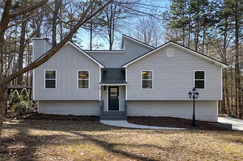 5825 Stonehaven Dr Nw, Kennesaw, GA, 30152-3761 | Card Image