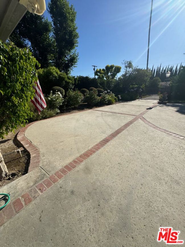 45 foot RV parking and include | Image 49