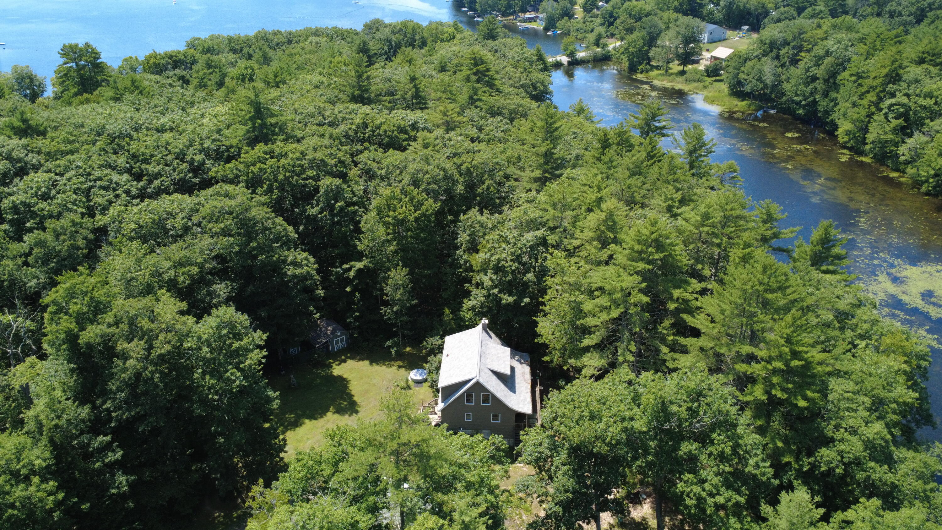 Residential in Litchfield