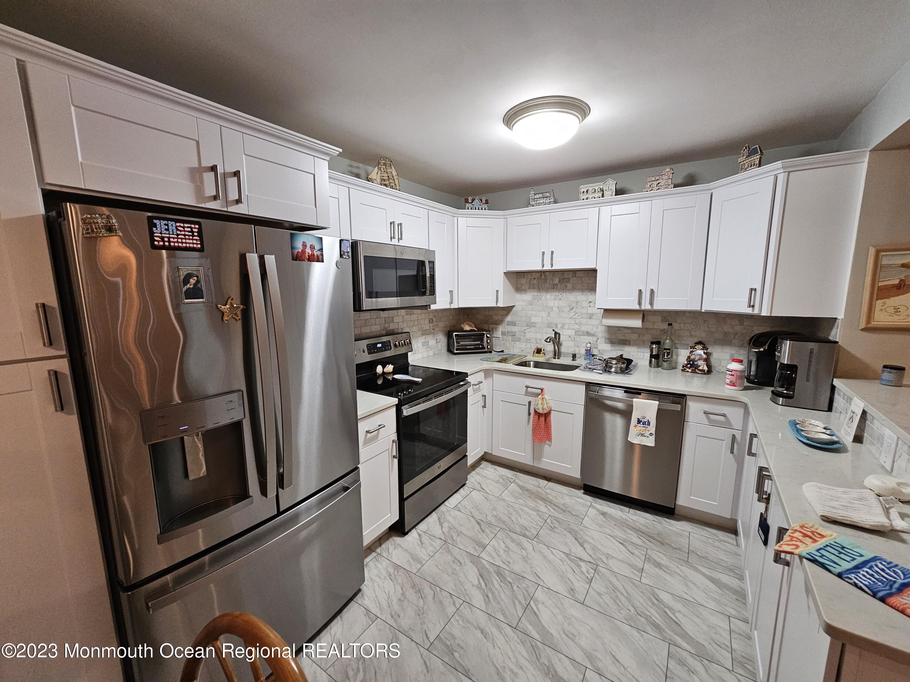 Residential Lease in Sea Bright