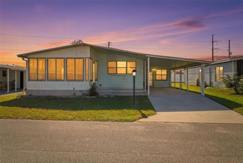 6644 Princeton Dr Ne, WINTER HAVEN, FL, 33881-9676 | Card Image