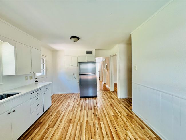 1015 W Sycamore St, House other with 3 bedrooms, 2 bathrooms and null parking in Sherman TX | Image 16