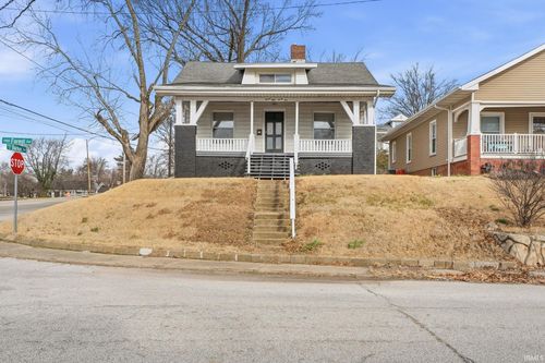 2825 Forest Ave, Evansville, IN, 47712-5049 | Card Image