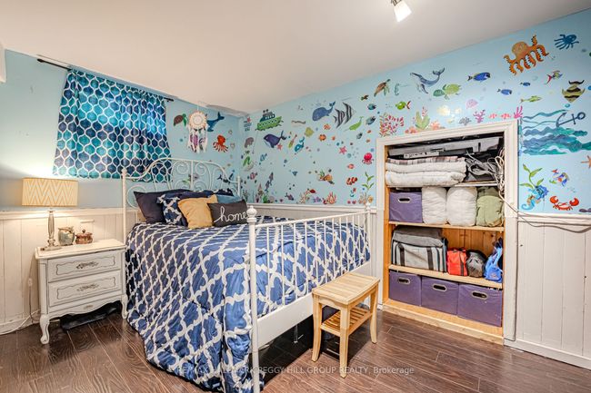 9 Oriole Crt, House other with 3 bedrooms, 2 bathrooms and 4 parking in Barrie ON | Image 16