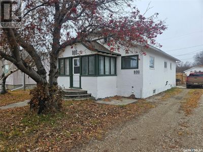 808 6 St, House other with 3 bedrooms, 1 bathrooms and null parking in Perdue SK | Image 1