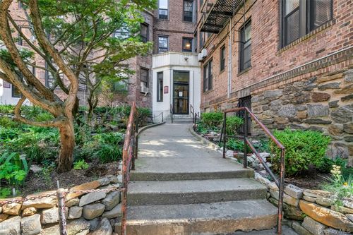 apt-117-760 Brady Ave, Bronx, NY, 10462-2726 | Card Image