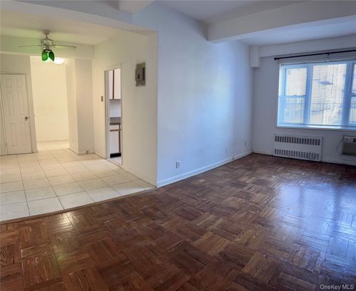 1r-2 Sadore Ln, Yonkers, NY, 10710-4847 | Card Image