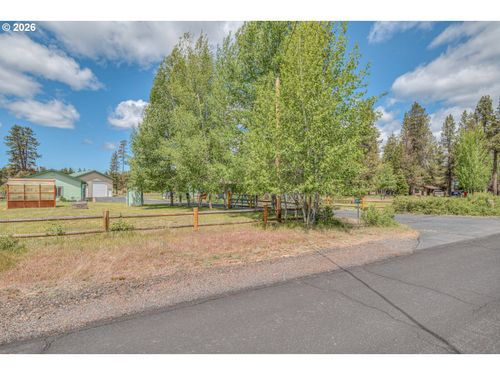 53939 Pine Grove Rd, La Pine, OR, 97739-9723 | Card Image