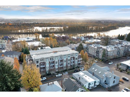 102-4280 S Corbett Ave, Portland, OR, 97239-4276 | Card Image