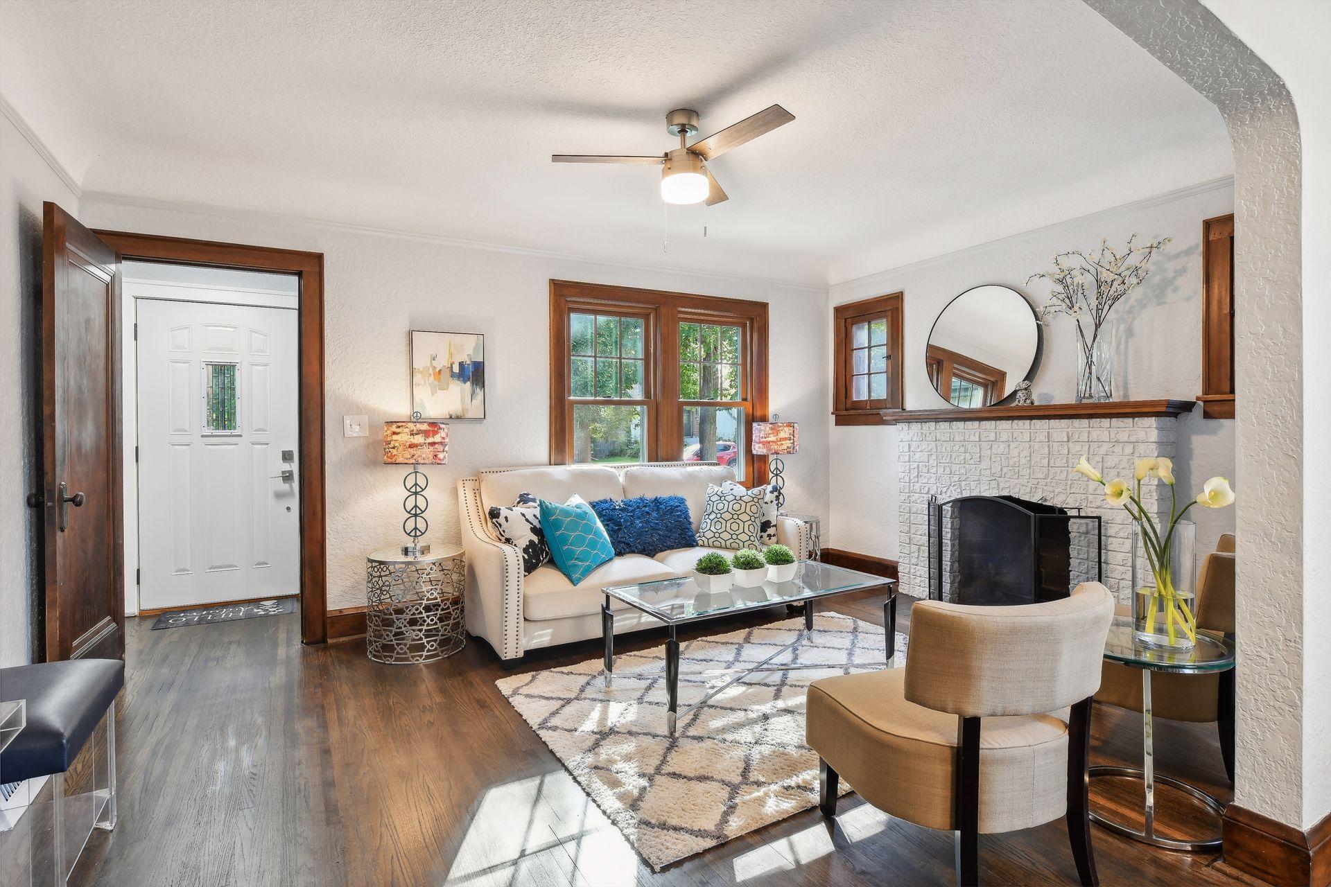 Columbus Ave, Minneapolis, MN 55417