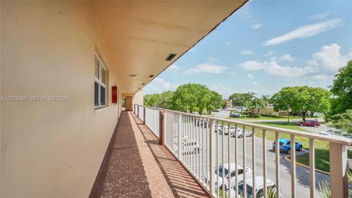302-2811 N Pine Island Rd, Sunrise, FL, 33322-2368 | Card Image
