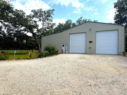 102 Bryan St, Boling, TX, 77420-9795 | Card Image