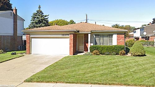 12275 El Camino Dr, Sterling Heights, MI, 48312-4031 | Card Image