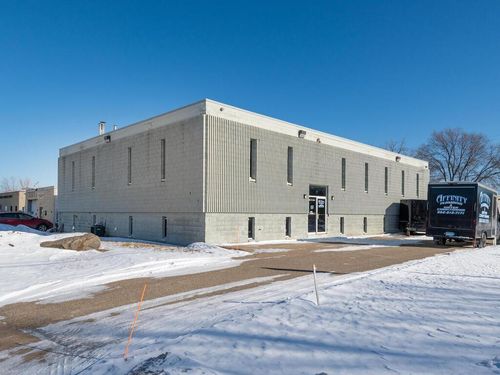 1321 7th St S, Hopkins, MN, 55343-7849 | Card Image