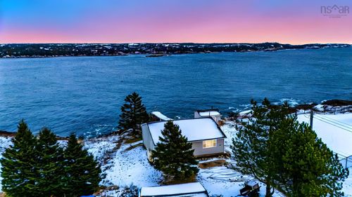 27 Back Lane, Terence Bay, NS, B3T1Y3 | Card Image