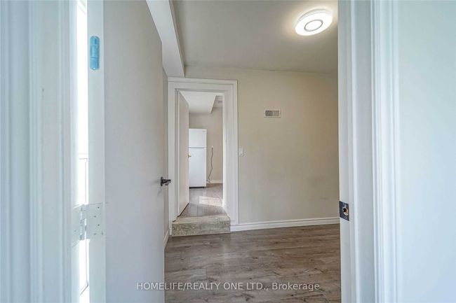 MAIN - 104 Benson Ave, House other with 2 bedrooms, 1 bathrooms and null parking in Toronto ON | Image 25