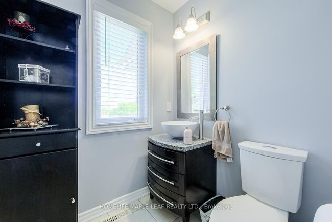 37 St Ave, House other with 4 bedrooms, 4 bathrooms and 4 parking in Bradford ON | Image 24