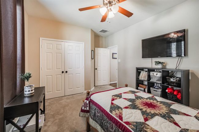 3713 Belmore Ln, House other with 3 bedrooms, 2 bathrooms and 2 parking in Pearland TX | Image 10