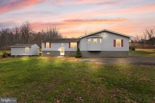 124 N White Pine Trl, DELTA, PA, 17314-8691 | Card Image
