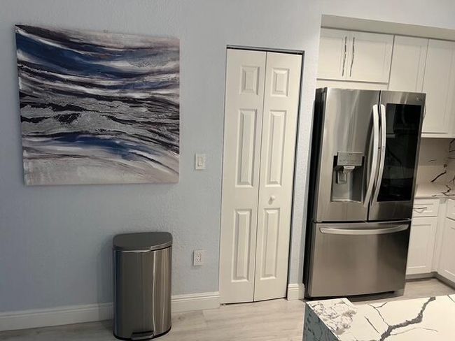 APT-112 - 1805 N Flagler Dr, Condo with 2 bedrooms, 2 bathrooms and null parking in West Palm Beach FL | Image 6