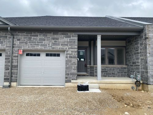 88 Cheryl Ave, Atwood, ON, N0G1B0 | Card Image