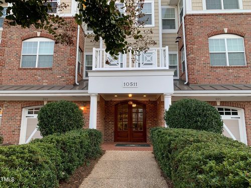 unit-202-10511 Rosegate Ct, Raleigh, NC, 27617-5918 | Card Image