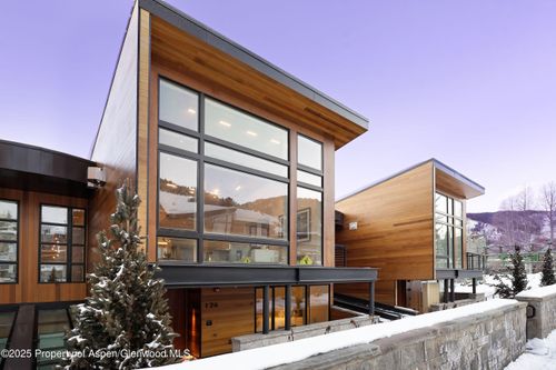 126 Juan St, Aspen, CO, 81611-1802 | Card Image